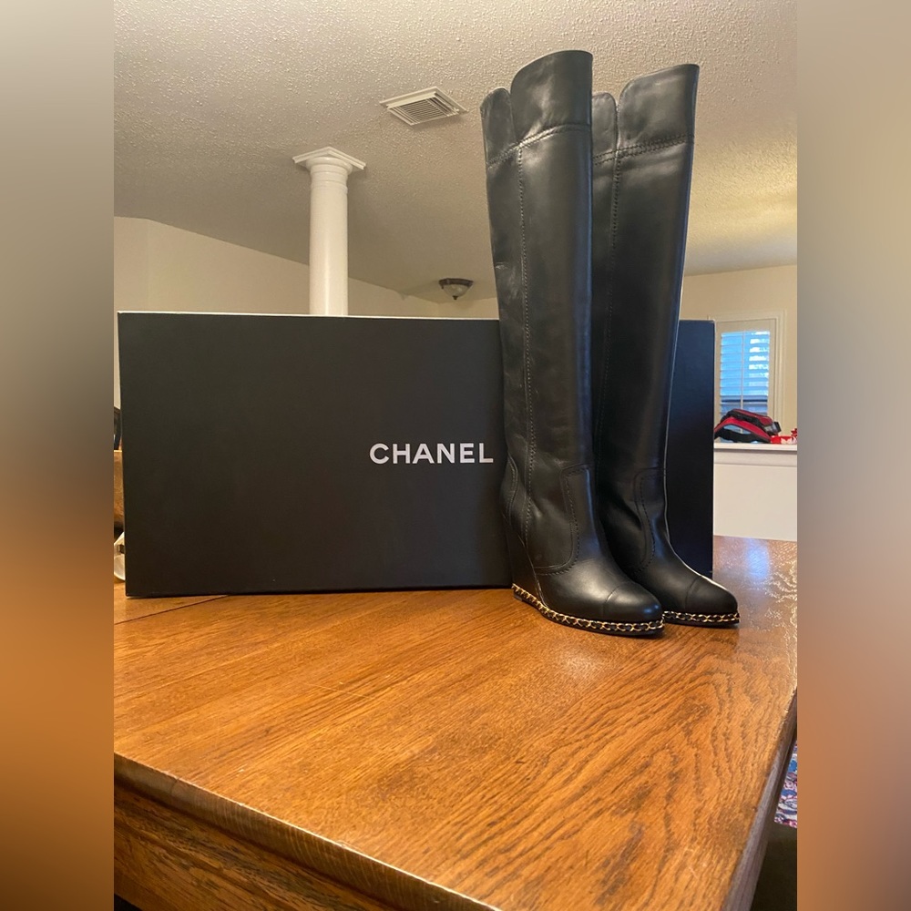 NEVER BEEN WORN Chanel Thigh-High Boots - Picture 1 of 4